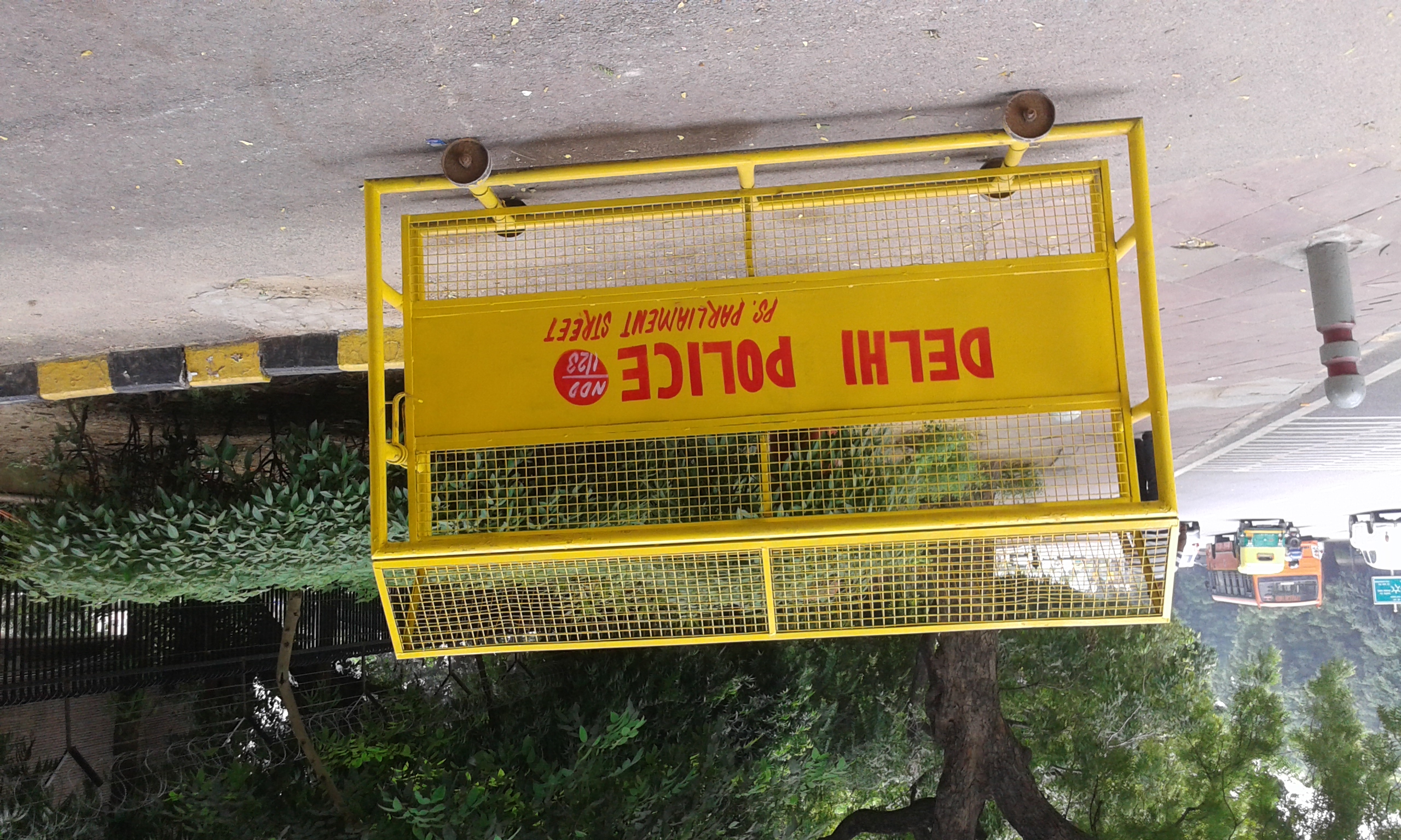 Delhi Turned Into Fortress: 23,000 Troops Deployed, G20-Style Barricades, and Section 163 Imposed Ahead of CJP Mega-Protest Against CEC Gyanesh Kumar